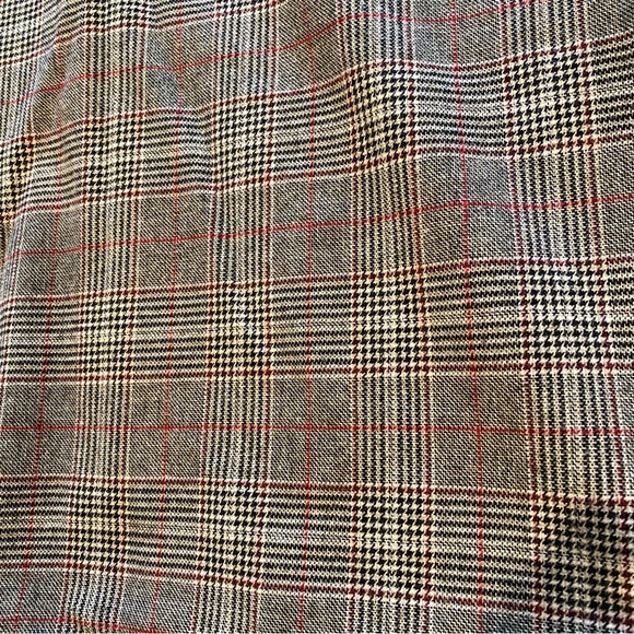 Men’s Glen Plaid square bottom jacket with one pocket on right side - Picture 7 of 7